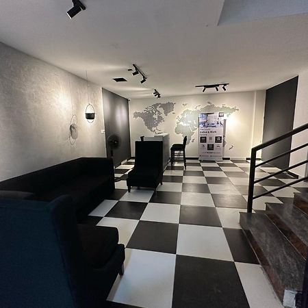 Collection O Local Square | Whitefield Hotel Bangalore Ngoại thất bức ảnh